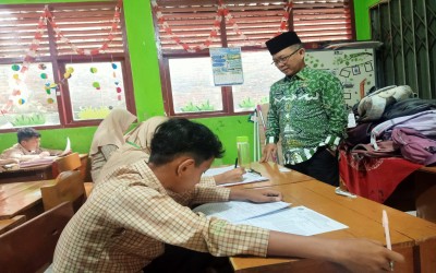 Monitoring Pelaksanaan Asesmen Sumatif Akhir Semester Ganjil